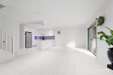 Property photo of 15 Firetail Circuit Cranebrook NSW 2749