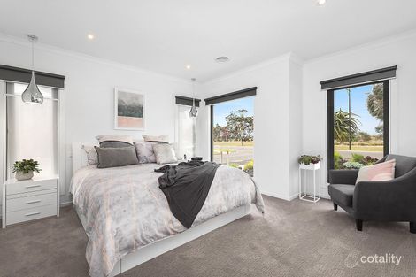 Property photo of 38 Warralily Boulevard Armstrong Creek VIC 3217