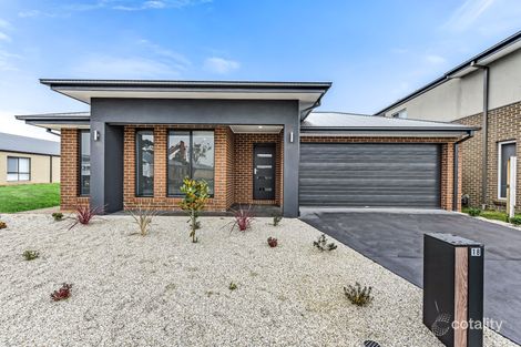 Property photo of 18 Monica Way Beaconsfield VIC 3807