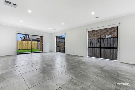 Property photo of 18 Monica Way Beaconsfield VIC 3807