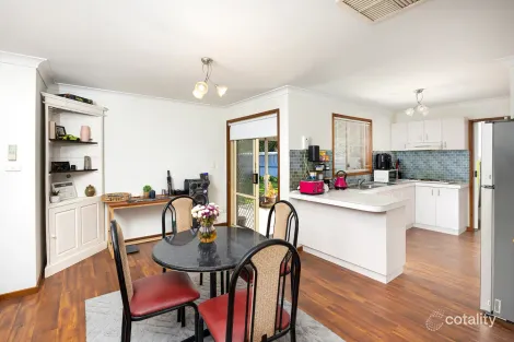 Property photo of 21 Bamarook Crescent Glenfield Park NSW 2650