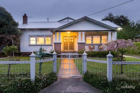 Property photo of 11 McDonald Street Colac VIC 3250
