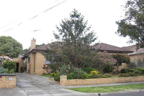 30 HAYFIELD RD, MOUNT WAVERLEY, VIC 3149