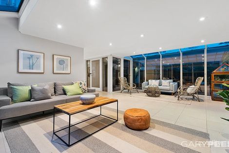 Property photo of 92 Carlingford Street Caulfield South VIC 3162