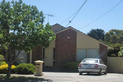 5 Fotis Ct, Oak Park, VIC 3046