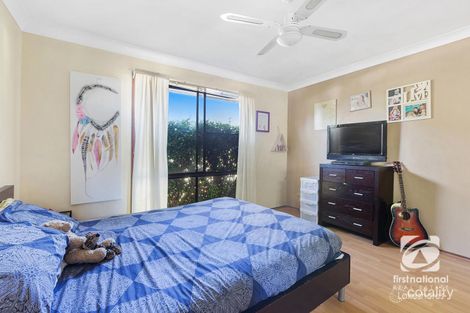 Property photo of 35 Warwick Avenue Mannering Park NSW 2259
