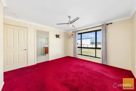 Property photo of 11 Bottle Tree Road Emerald QLD 4720