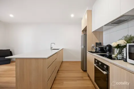 Property photo of 13 Caneva Way Werribee VIC 3030