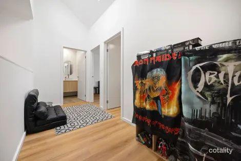 Property photo of 13 Caneva Way Werribee VIC 3030