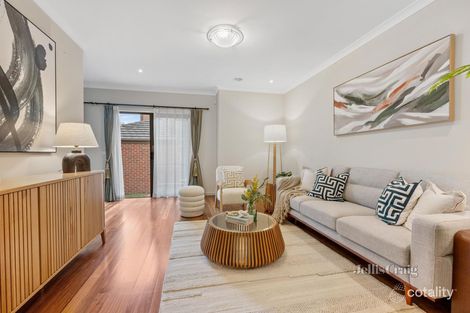 Property photo of 2/70-72 Larch Crescent Mount Waverley VIC 3149