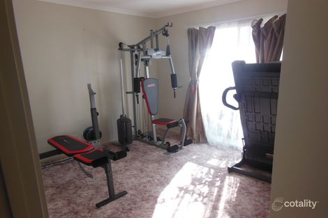 Property photo of 31 Pattison Drive Kangaroo Flat VIC 3555