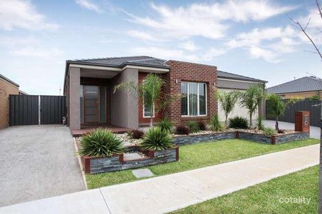 15 Hoddle Link, Manor Lakes, VIC 3024