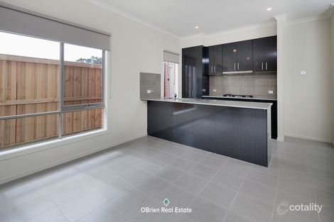 Property photo of 7 Rainford Crescent Lyndhurst VIC 3975
