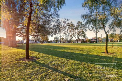 Property photo of 29 Nautilus Crescent Scarborough WA 6019