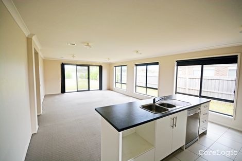 Property photo of 13 Horatio Court Portland VIC 3305