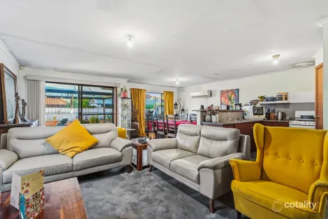 Property photo of 15 Hampton Drive Oakden SA 5086