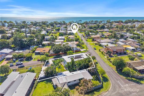 2 Christine Ave, Torquay, QLD 4655