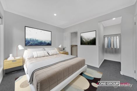 Property photo of 12 Morningside Drive Thornhill Park VIC 3335