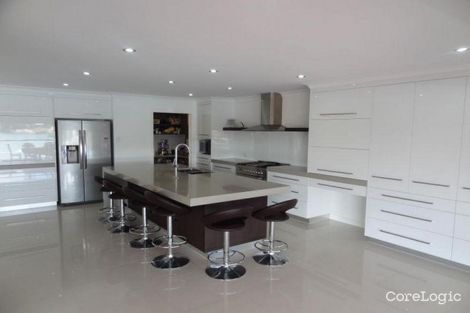Property photo of 18 Compass Court Cleveland QLD 4163