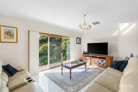 Property photo of 2 Rodeo Drive Wynn Vale SA 5127