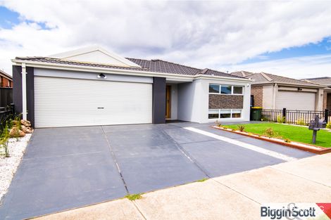 Property photo of 52 Penrose Promenade Tarneit VIC 3029