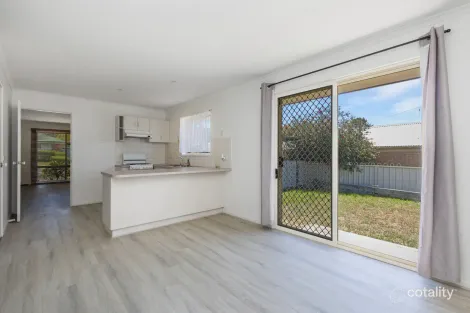 Property photo of 10 Dava Court Kangaroo Flat VIC 3555