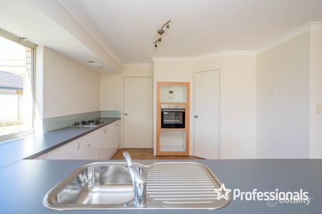 Property photo of 30 Teal Brook Circle Seville Grove WA 6112