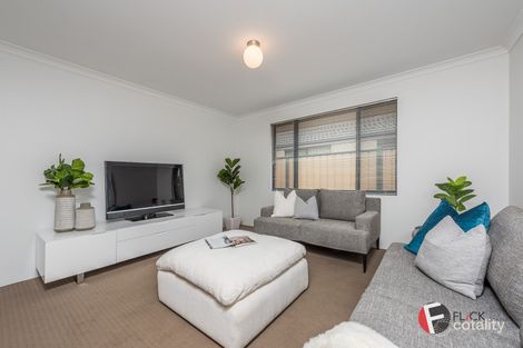 Property photo of 4 Dorrigo Bend Yanchep WA 6035