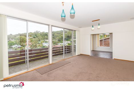 Property photo of 19 Begonia Street Lindisfarne TAS 7015