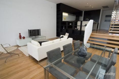 Property photo of 3/165 Dornoch Terrace Highgate Hill QLD 4101