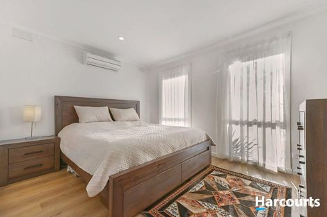 Property photo of 4 Furnell Way Ringwood North VIC 3134