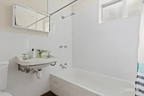 Property photo of 48 Byron Road Black Forest SA 5035