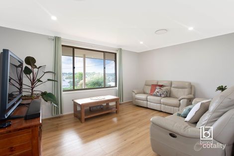 Property photo of 27 Carlisle Row Fishing Point NSW 2283