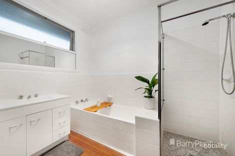 Property photo of 26 Beverley Street Doncaster East VIC 3109