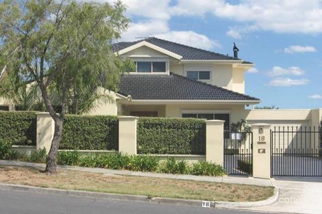 18 Golden Way, Bulleen, VIC 3105