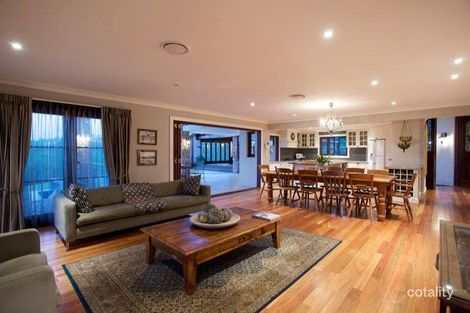 Property photo of 221 Upper Brookfield Road Upper Brookfield QLD 4069