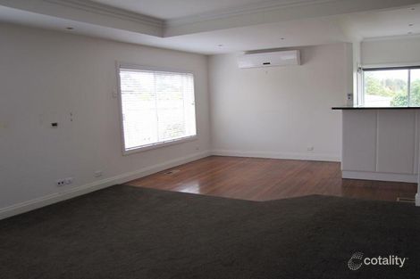 Property photo of 17 Tresswell Avenue Newborough VIC 3825