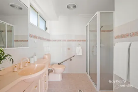 Property photo of 31 Leo Drive Narrawallee NSW 2539