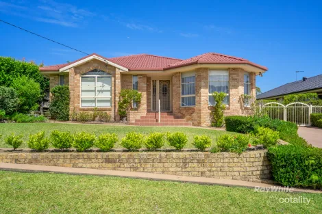 Property photo of 31 Leo Drive Narrawallee NSW 2539