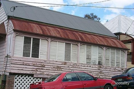 27 Allenby St, Spring Hill, QLD 4000