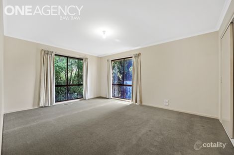 Property photo of 2/22 Bennett Street Drouin VIC 3818