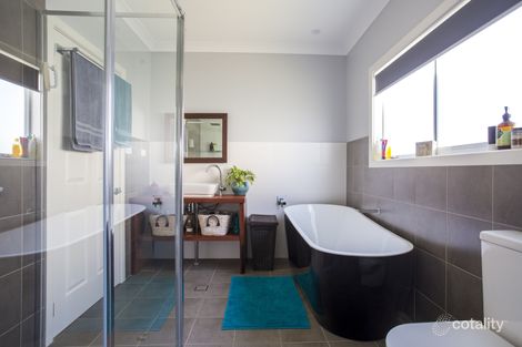 Property photo of 8 Rackham Crescent Burrill Lake NSW 2539