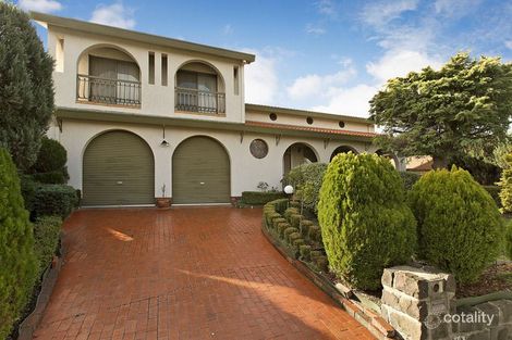 11 Thurza Ct, Wheelers Hill, VIC 3150