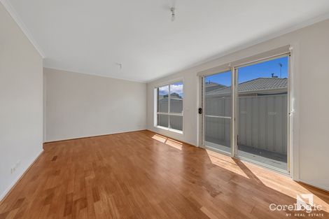 Property photo of 72 Clarendon Wynd Caroline Springs VIC 3023