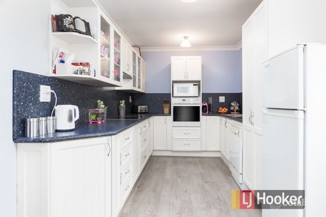 Property photo of 36 Lucena Crescent Lethbridge Park NSW 2770