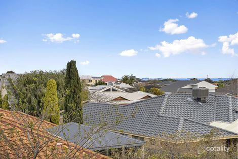 Property photo of 17 Bascombe Rise Hillarys WA 6025