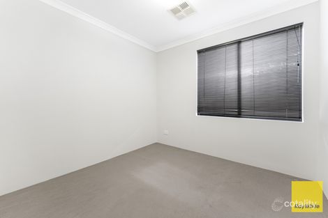 4a Gibb Cres, Westminster, WA 6061