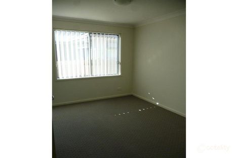 Property photo of 8 Ingleburn Gardens Drive Bardia NSW 2565