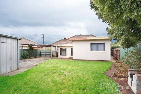 Property photo of 11 Harvard Street Wendouree VIC 3355