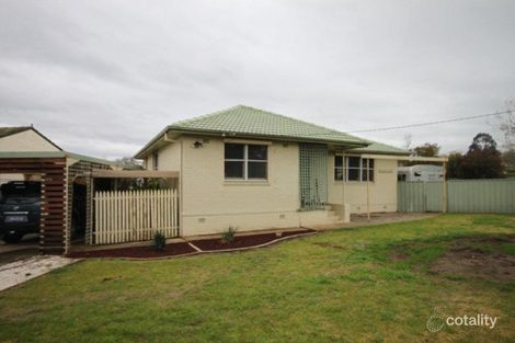 8 Malta Cres, Ashmont, NSW 2650